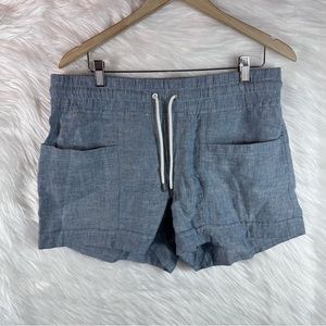 Woman’s ATHLETA shorts size 12